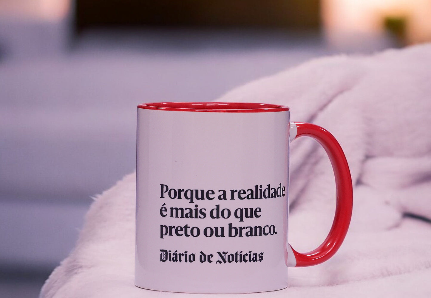 Caneca de Cerâmica Multicolorida: Estilo, Cor e Funcionalidade Diária